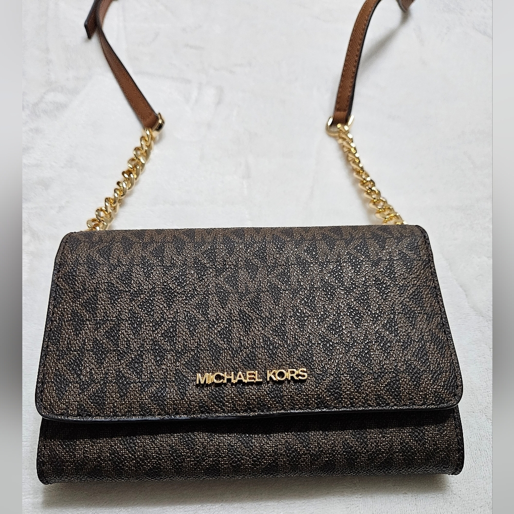 Michael Kors Crossbody Bag - Picture 2 of 4